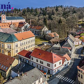 Prodej rodinného domu 287 m&sup2; Kamenice nad Lipou