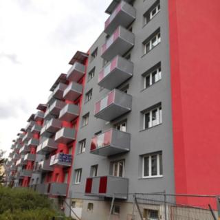 Prodej bytu 2+1 45 m² Hostinné, Sídliště