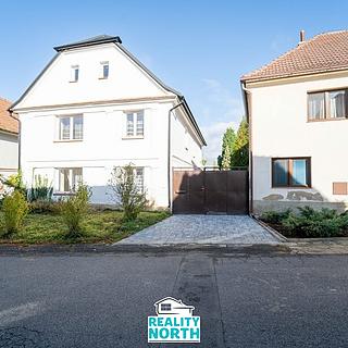 Pronájem rodinného domu 233 m² Křešice Zahořany