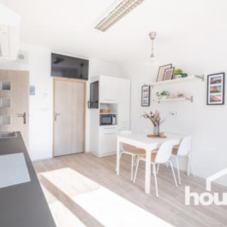 Pronájem bytu 2+1 54 m² Znojmo