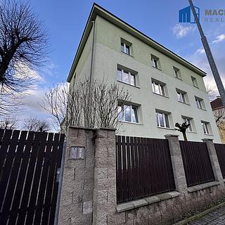 Prodej bytu 2+1 61 m² Duchcov, J. A. Komenského