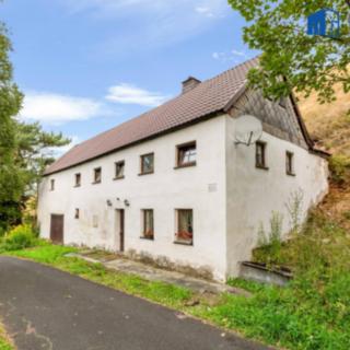 Prodej rodinného domu 182 m² Moldava