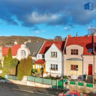 Prodej rodinného domu 110 m² Ústí nad Labem, Ulice práce