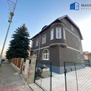 Pronájem bytu 2+1 60 m² Košťany, Teplická