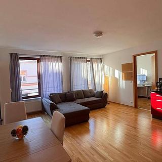 Pronájem bytu 3+kk 66 m² Praha