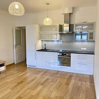 Pronájem bytu 2+kk 56 m&sup2; Praha