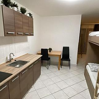 Pronájem bytu 2+kk 55 m² Praha Smíchov, U Santošky