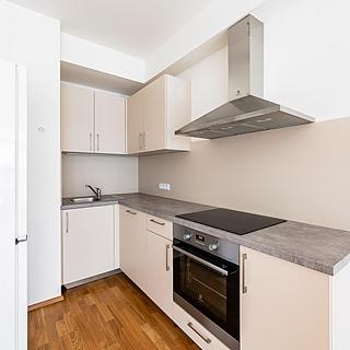 Pronájem bytu 2+kk 58 m² Praha