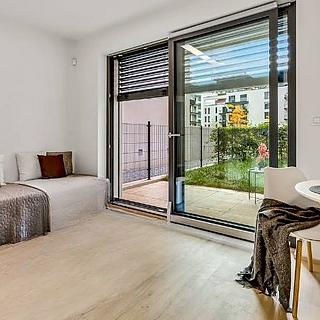 Pronájem bytu 2+kk 42 m&sup2; Praha