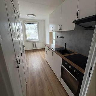 Pronájem bytu 4+1 82 m² Praha Hostivař, Tesaříkova