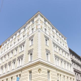 Prodej bytu 1+kk a garsoniéry 31 m² Praha Smíchov, Kmochova