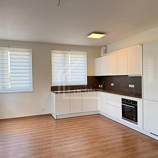 Pronájem bytu 2+kk 64 m² Praha