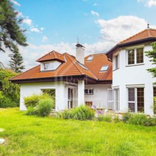 Prodej rodinného domu 340 m² Praha
