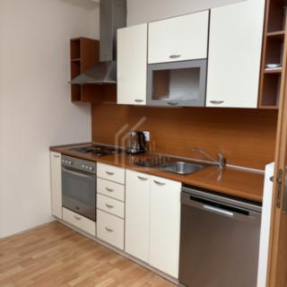 Pronájem bytu 2+kk 60 m² Praha