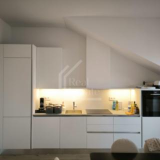 Pronájem bytu 3+kk 57 m² Praha Vinohrady, Třebízského