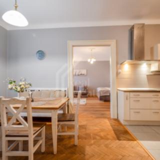 Pronájem bytu 2+1 100 m² Praha