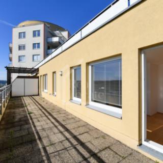 Pronájem bytu 2+kk 57 m² Praha Modřany, Semická