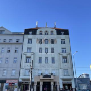 Pronájem bytu 2+1 73 m² Praha