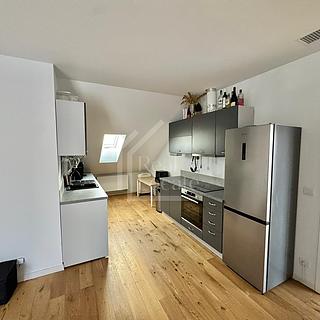 Pronájem bytu 2+kk 70 m² Praha