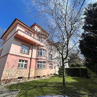 Pronájem bytu 2+kk 114 m&sup2; Praha