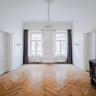 Prodej bytu 4+1 144 m² Praha Staré Město, Betlémská