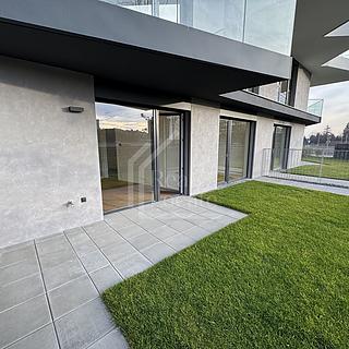 Pronájem bytu 2+kk 50 m² Praha Strašnice, Ramonova