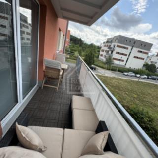 Pronájem bytu 3+kk 88 m² Praha