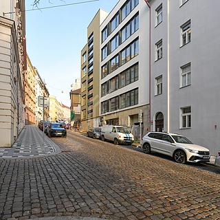 Prodej bytu 2+kk 52 m² Praha, Košická