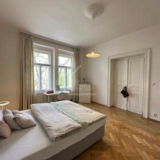 Pronájem pokoje 150 m² Praha