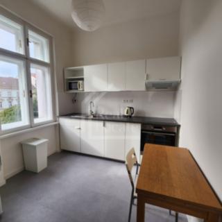 Pronájem bytu 2+1 56 m² Praha, Rumunská