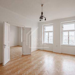 Pronájem bytu 2+kk 81 m&sup2; Praha
