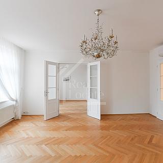 Pronájem bytu 4+1 120 m&sup2; Praha