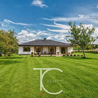 Prodej stavební parcely 1598 m&sup2; Kateřinice