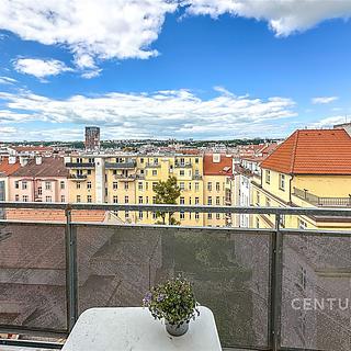 Pronájem bytu 4+kk 102 m&sup2; Praha
