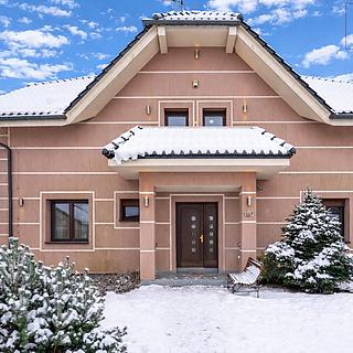 Prodej rodinného domu 404 m² Králův Dvůr Levín, Levínský Vršek