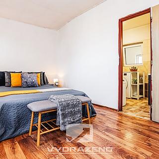 Prodej bytu 3+kk 147 m² Černov