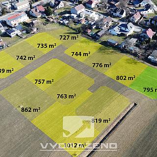 Prodej stavební parcely 795 m² Solnice