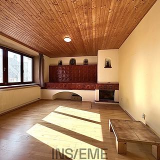 Pronájem bytu 4+1 82 m² Blansko Lažánky