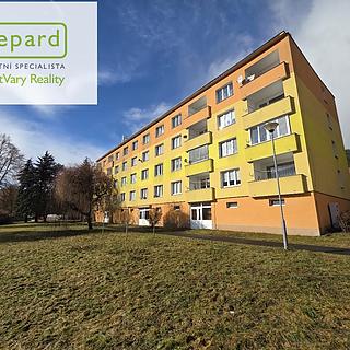 Prodej bytu 2+1 64 m² Hroznětín, Sídliště