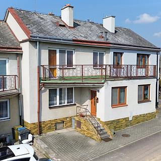 Prodej rodinného domu 130 m² Police