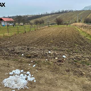 Prodej stavební parcely 898 m² Bavory