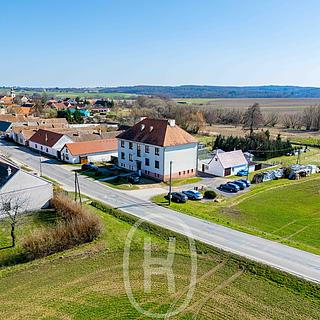 Prodej bytu 2+1 57 m&sup2; Štítary