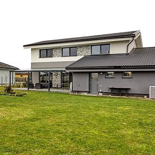 Prodej rodinného domu 182 m² Labské Chrčice