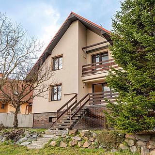 Prodej rodinného domu 180 m² Kostomlaty nad Labem, Na Lacinově louce