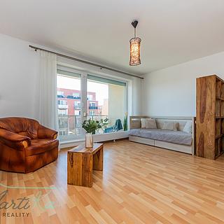 Prodej bytu 1+kk a garsoniéry 31 m² Hostivice, Žitná