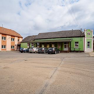 Prodej restaurace 454 m&sup2; Malínky