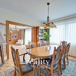 Prodej rodinného domu 480 m² Hodonice