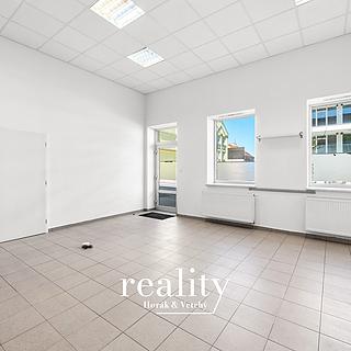 Pronájem kanceláře 30 m² Znojmo, Jarošova