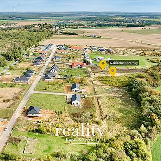 Prodej stavební parcely 708 m² Kravsko