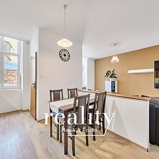 Pronájem bytu 3+kk 73 m&sup2; Znojmo